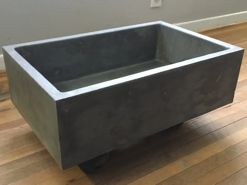 Freestanding concrete sink